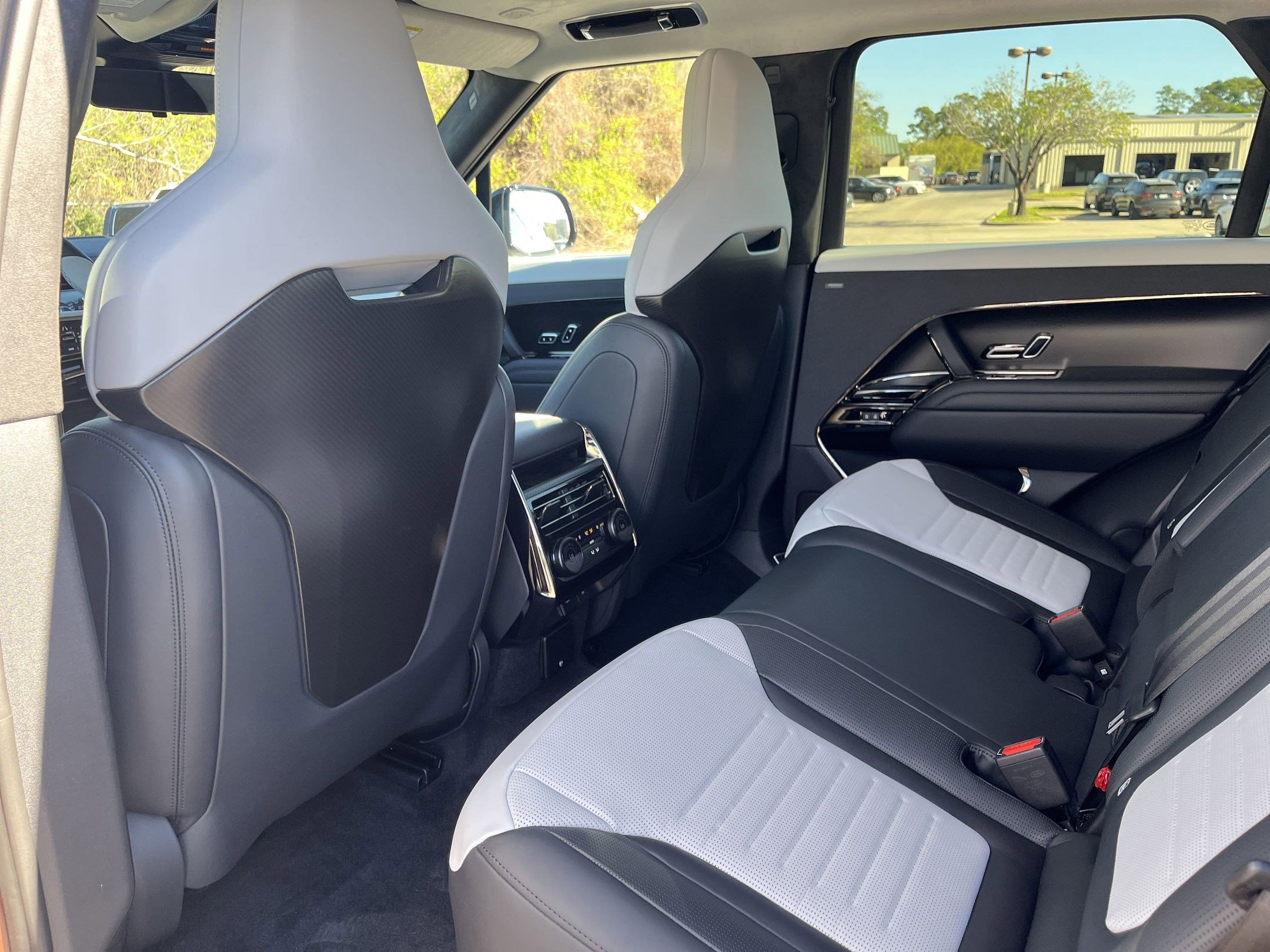 New 2025 Land Rover Range Rover Sport SV Edition Two image 29