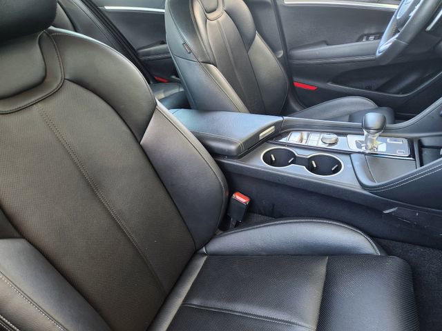 Used 2023 Genesis G70 2.0T image 9