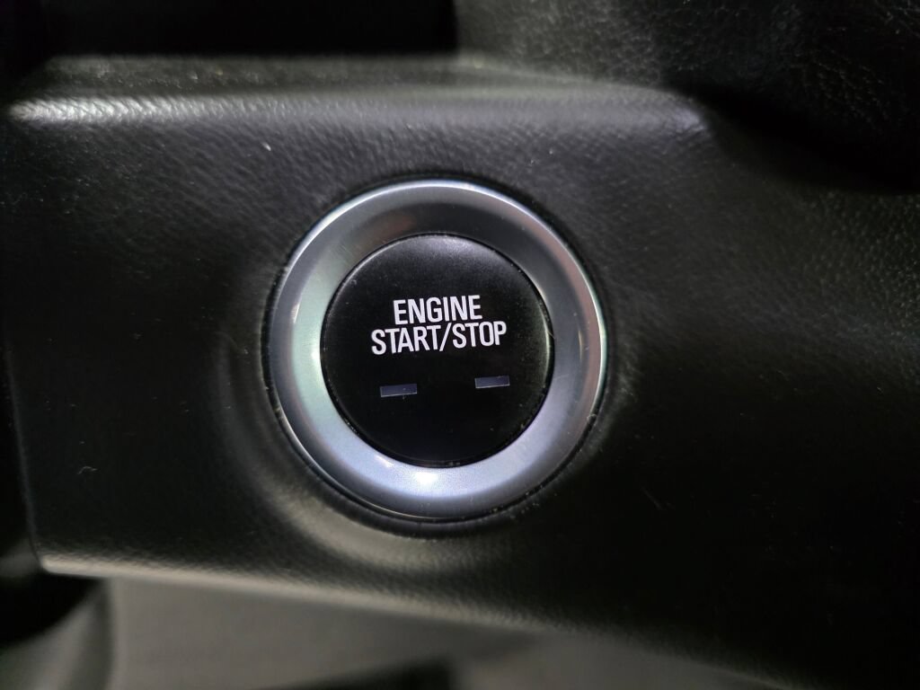 Used 2020 GMC Terrain SLT w/ Preferred Package AWD/4WD image 16