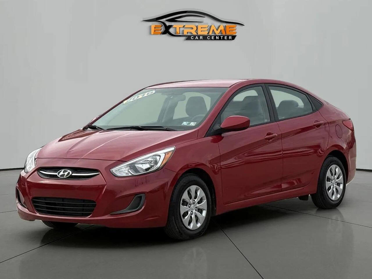 Used 2016 Hyundai Accent SE image 2