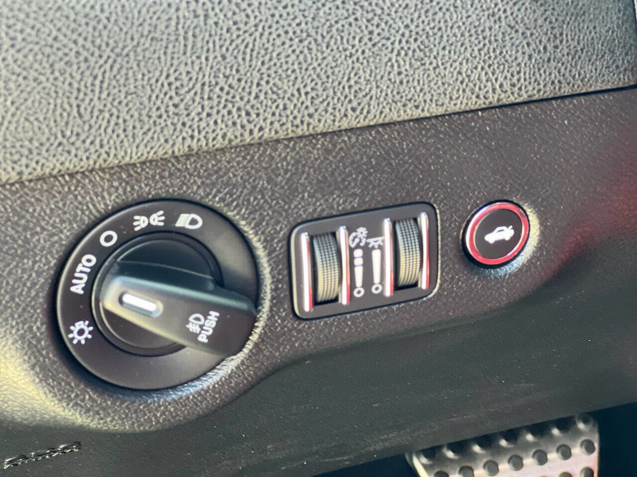 Used 2021 Dodge Charger R/T image 29