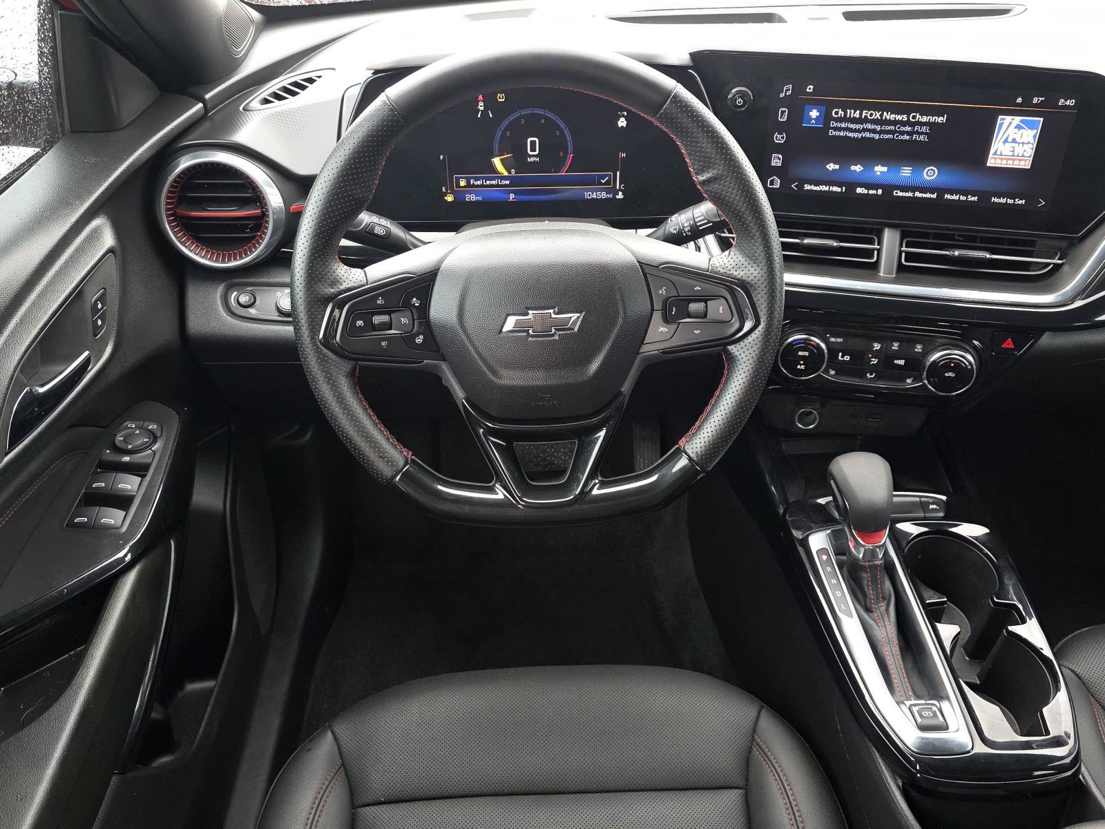 Used 2026 Chevrolet Trax RS w/ Sunroof Package FWD image 8