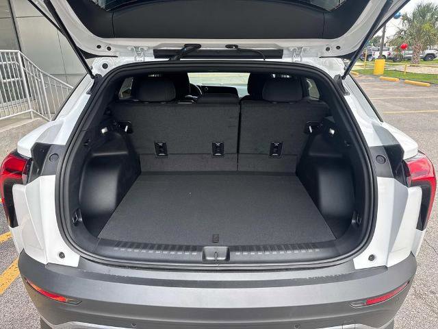 New 2025 Chevrolet Blazer EV LT w/ LPO, All-Weather Mat Package image 8