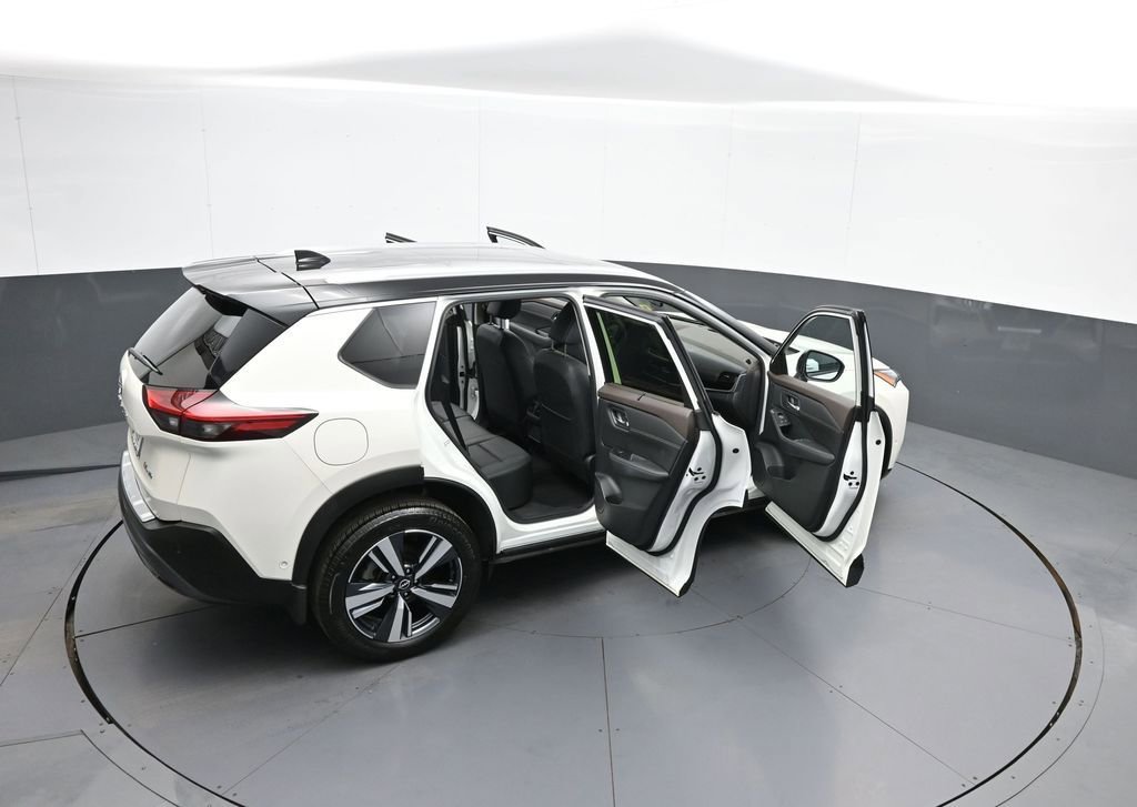 Used 2023 Nissan Rogue SL w/ SL Premium Package image 45