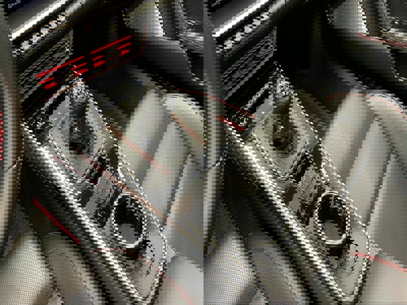 Certified 2022 Porsche 911 Carrera GTS image 18