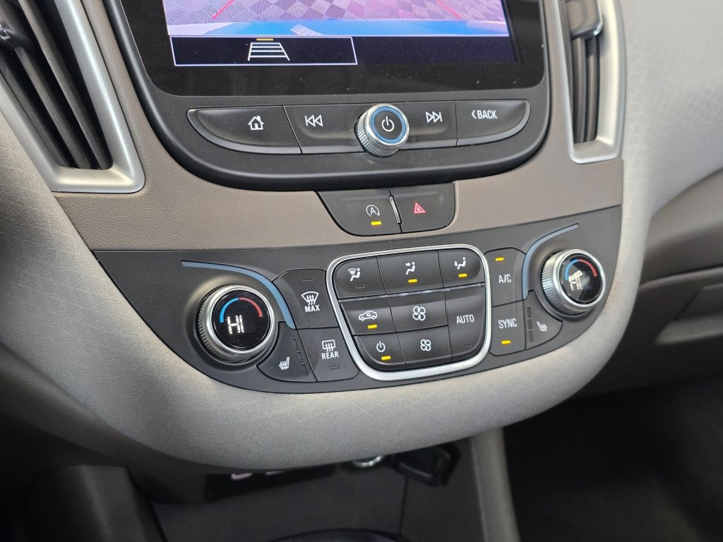Used 2024 Chevrolet Malibu LT FWD image 28