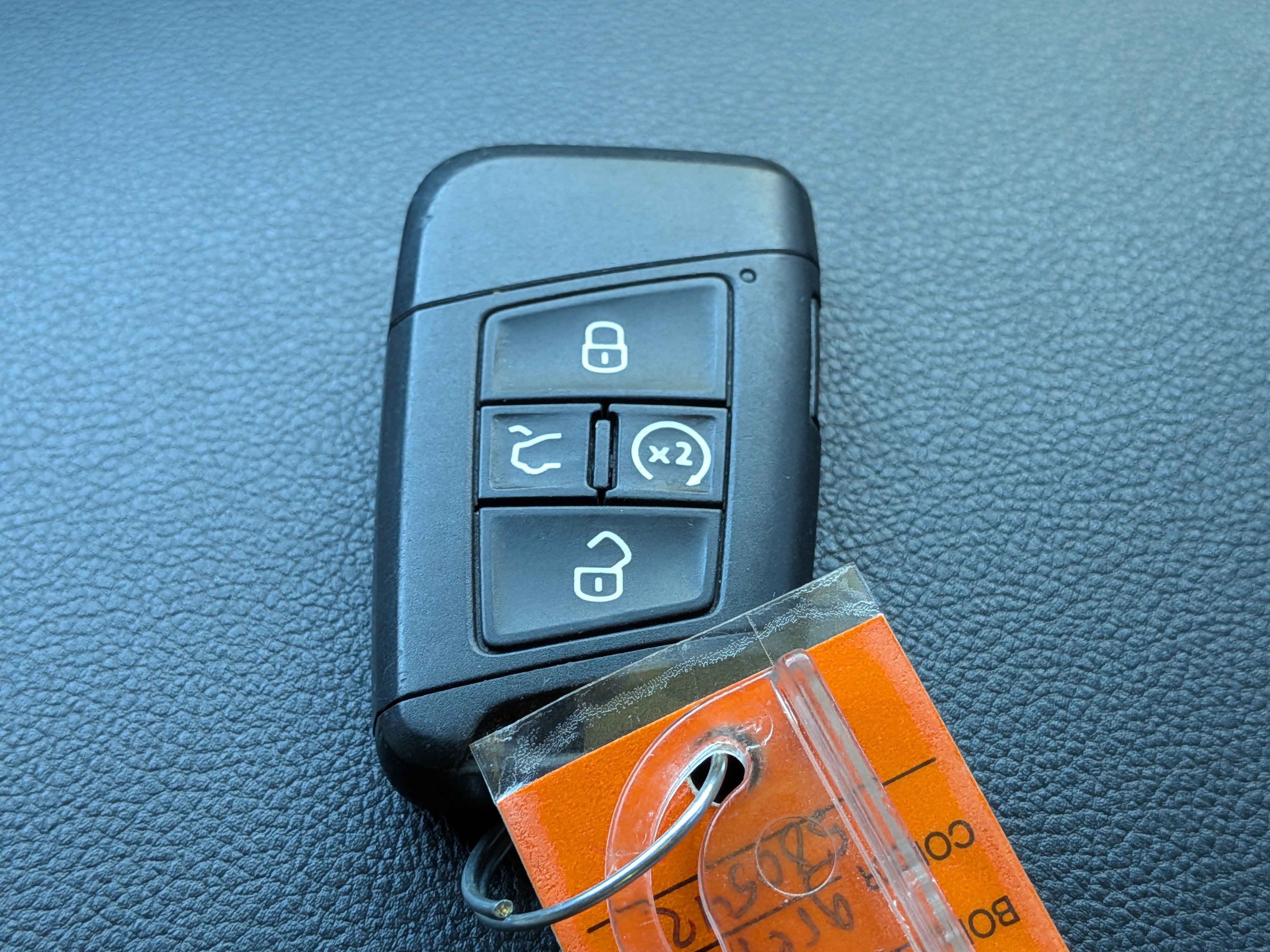 Used 2019 Volkswagen Atlas SEL FWD image 35