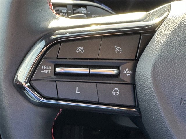 Certified 2025 Chevrolet Traverse RS image 16