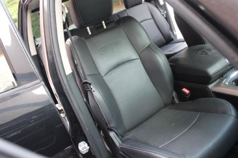 Used 2016 RAM 1500 Laramie w/ Convenience Group image 13