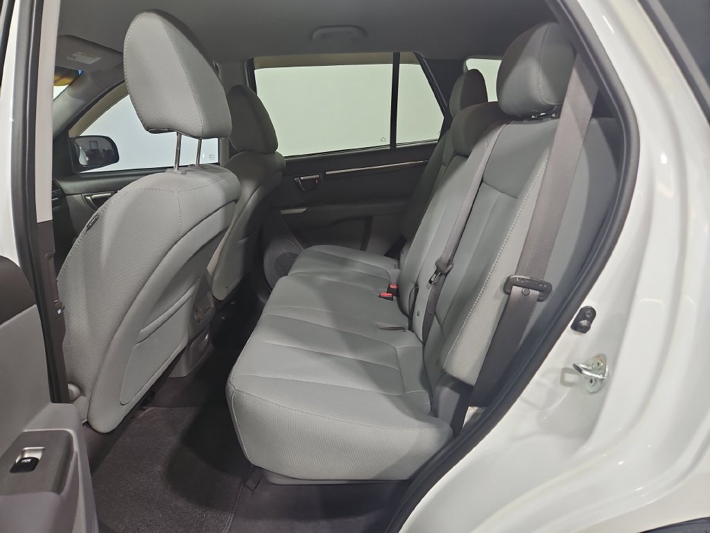 Used 2012 Hyundai Santa Fe GLS AWD/4WD image 19
