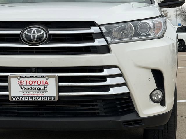 Certified 2018 Toyota Highlander Limited Platinum image 9