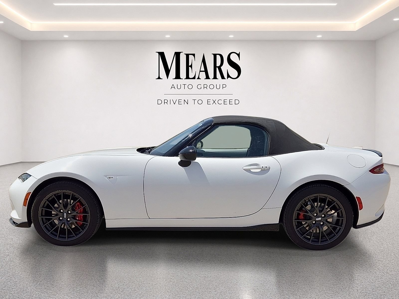 Used 2016 MAZDA MX-5 Miata Club w/ Brembo/BBS Package RWD image 2