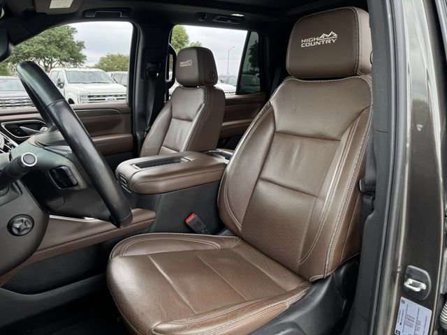 Used 2021 Chevrolet Tahoe High Country w/ Premium Package RWD image 26