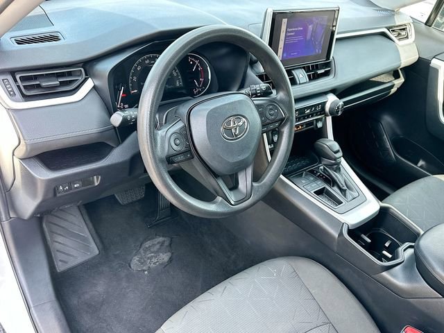 Used 2024 Toyota RAV4 XLE image 9