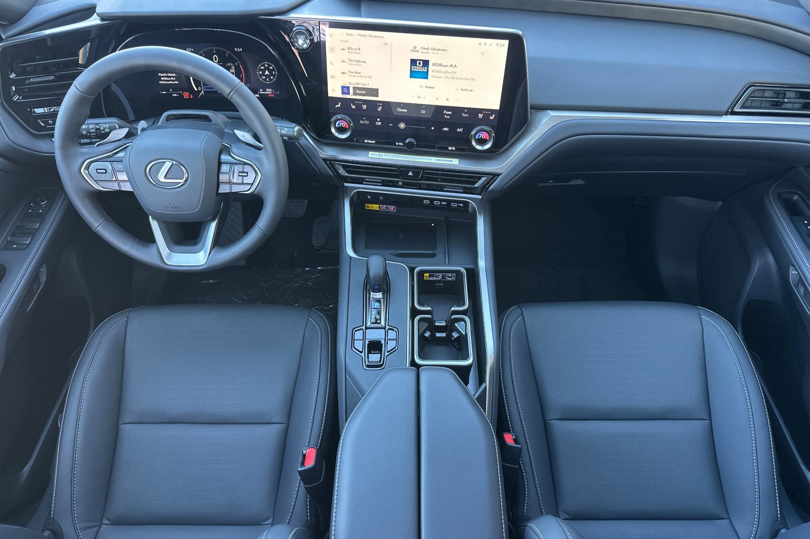 Used 2026 Lexus TX 350 AWD w/ Technology Package image 13