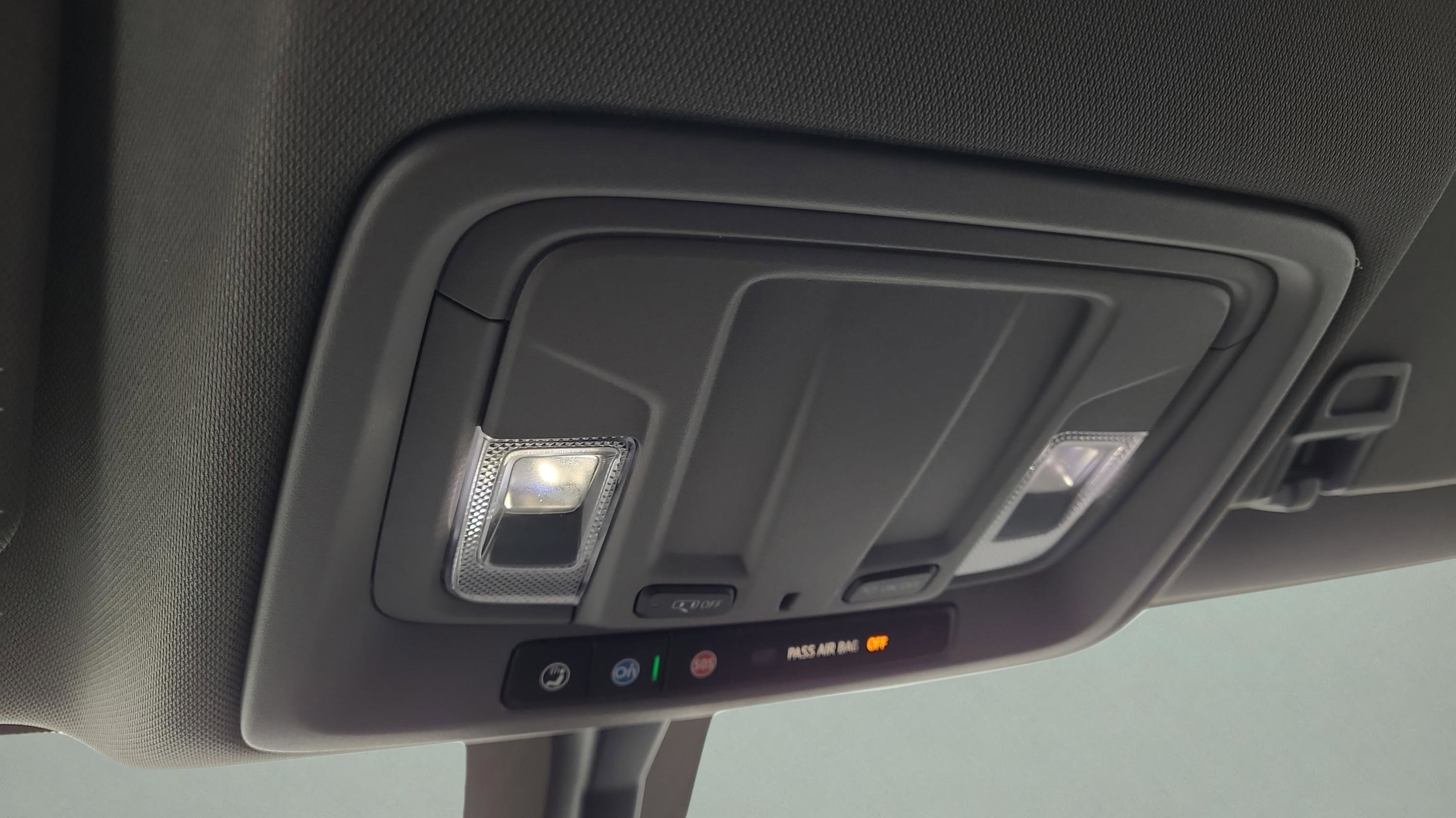 Used 2020 Chevrolet Silverado 2500 Custom w/ Custom Value Package image 23