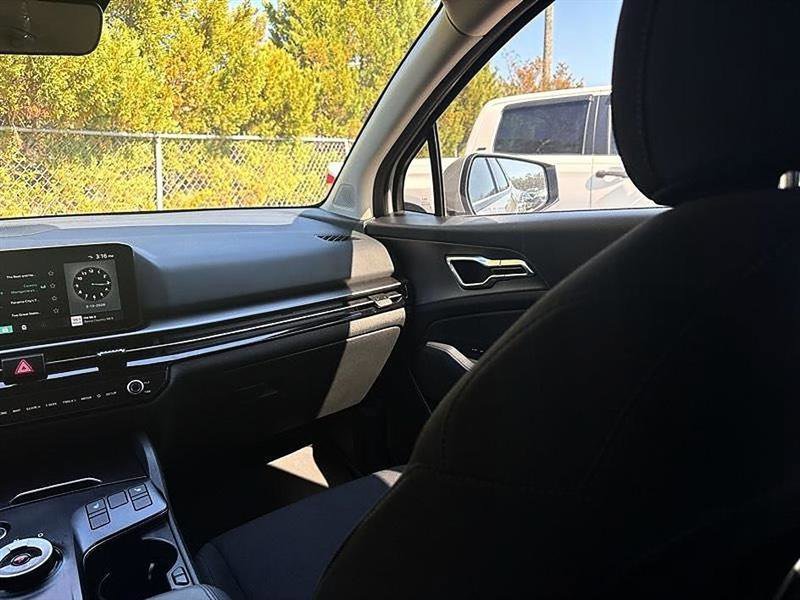 Used 2026 Kia Sportage S AWD/4WD image 41