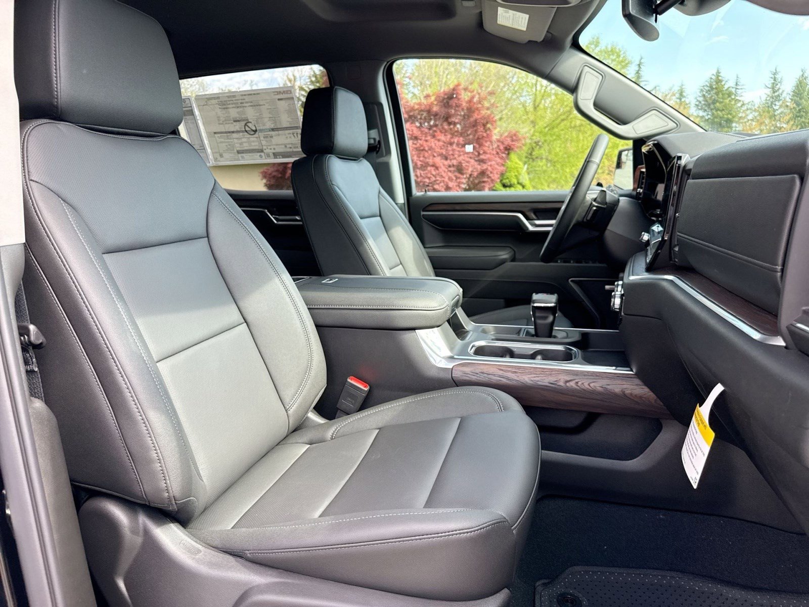 New 2026 GMC Sierra 1500 SLT w/ SLT Premium Package image 23