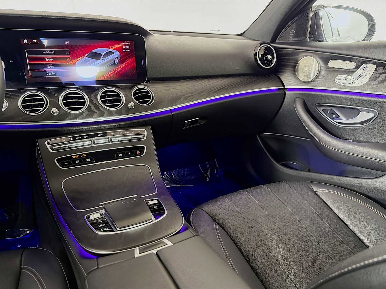 Used 2021 Mercedes-Benz E 450 4MATIC Sedan image 22