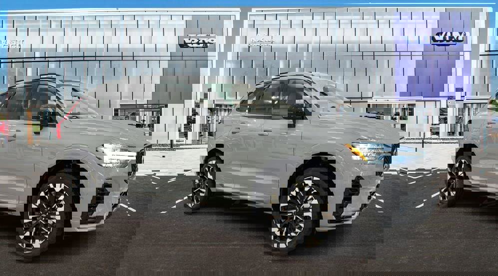 New 2026 Volvo XC60 T8 Plus w/ Protection Package Premier