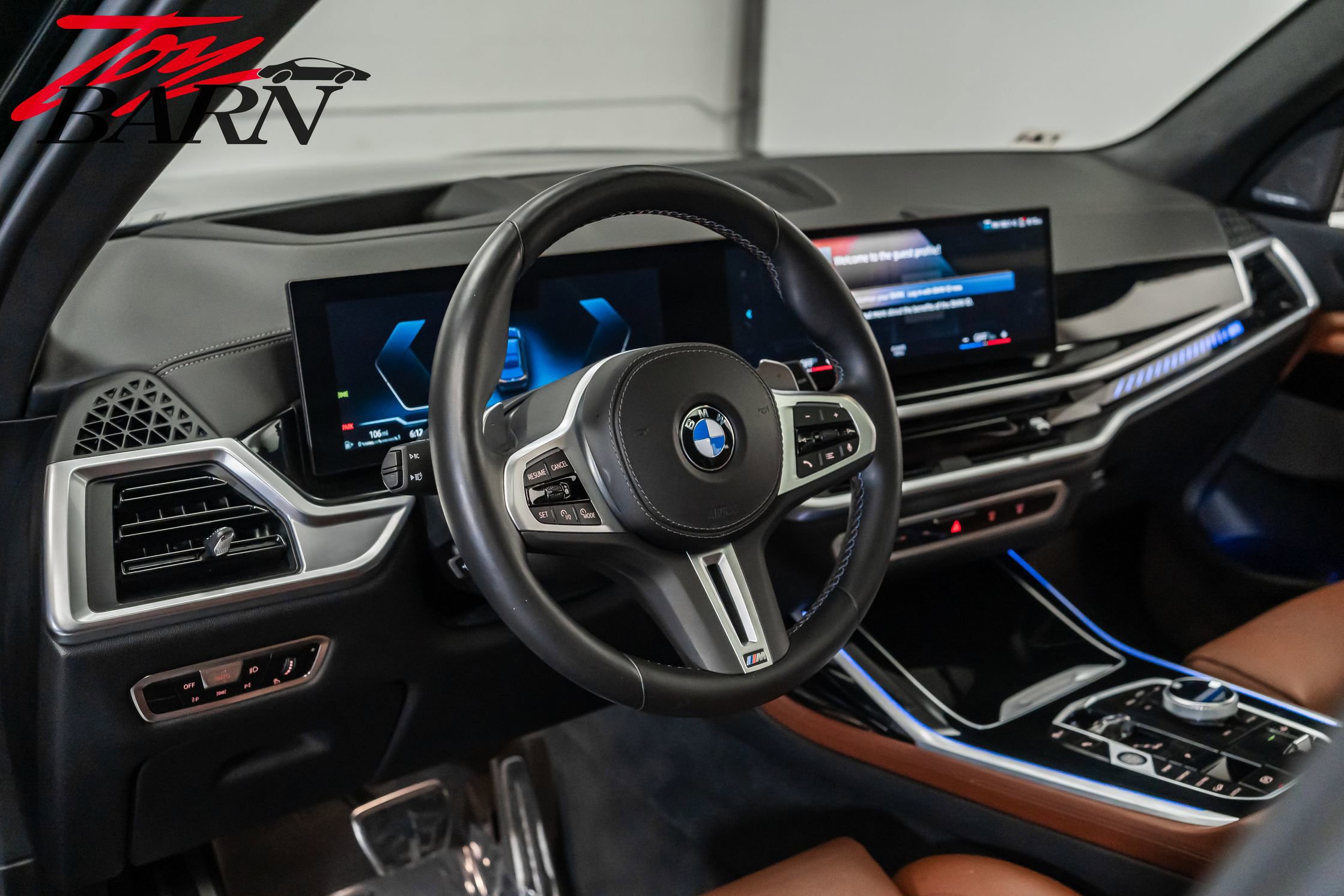 Used 2023 BMW X7 M60i w/ Executive Package image 26