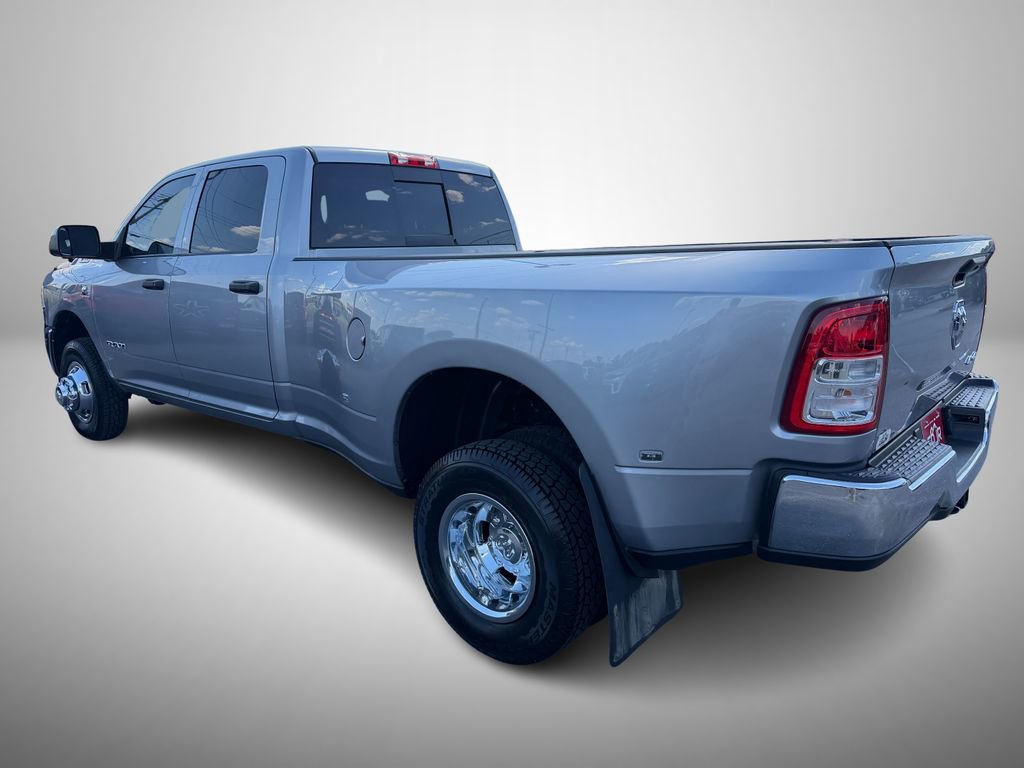 Used 2022 RAM 3500 Tradesman AWD/4WD image 4