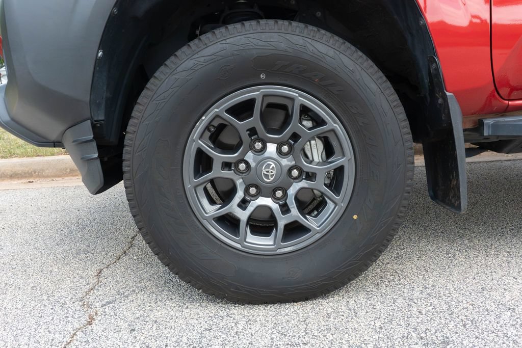 Used 2023 Toyota Tacoma SR AWD/4WD image 3