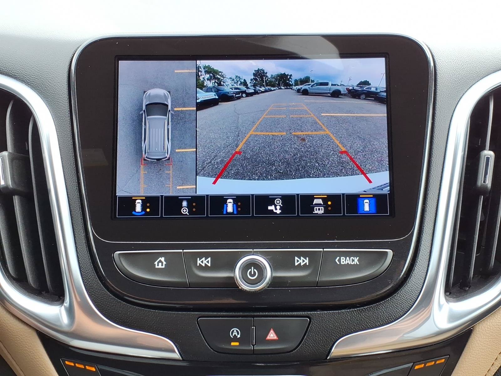 Used 2022 Chevrolet Equinox Premier AWD/4WD image 19