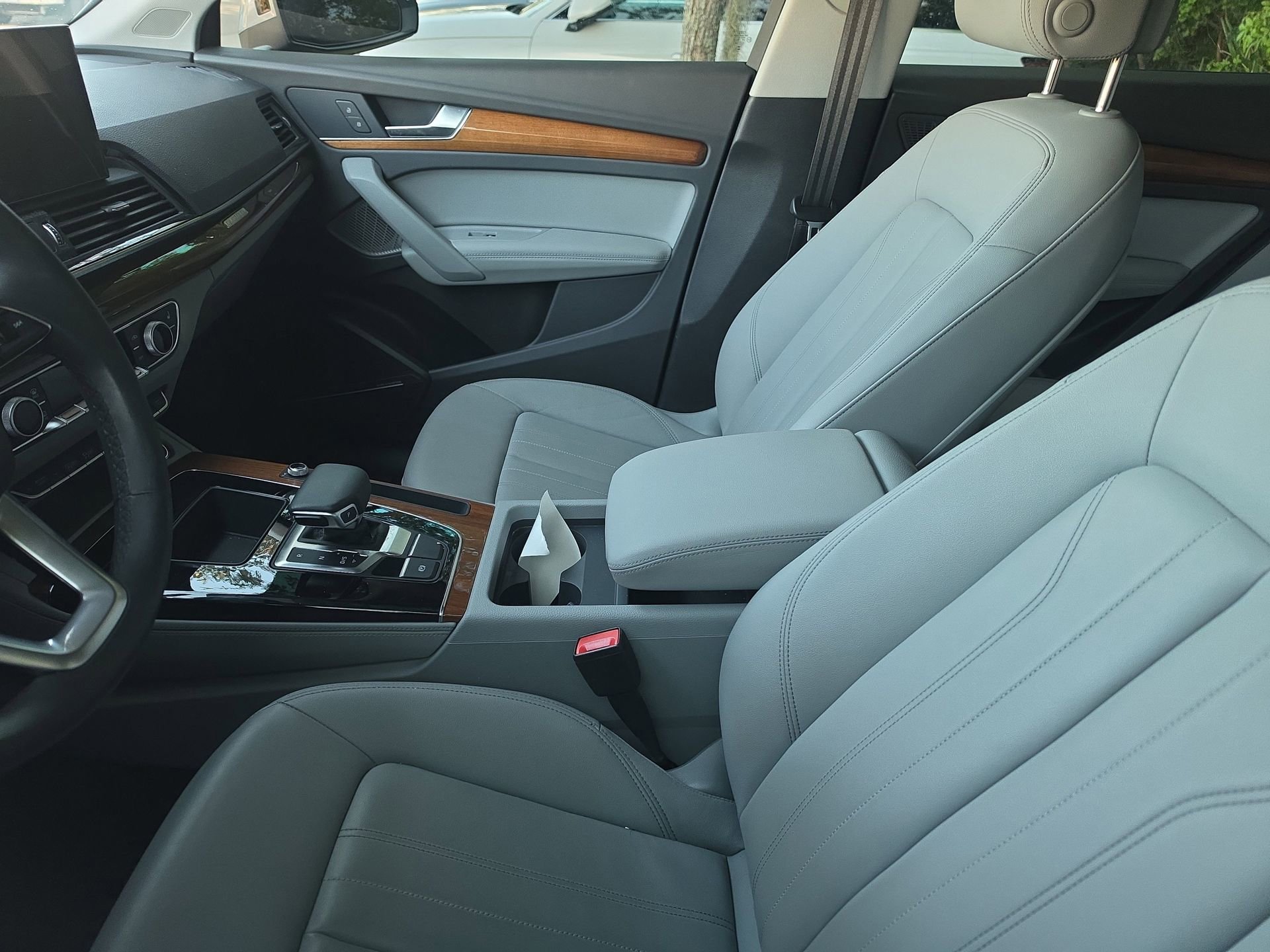 Certified 2024 Audi Q5 Premium AWD/4WD image 6