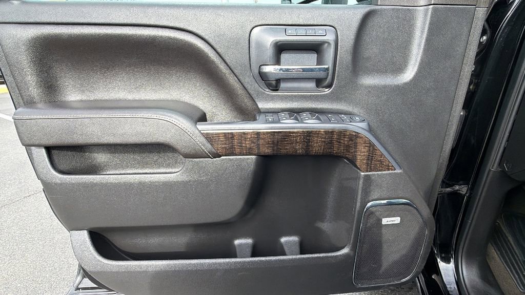 Used 2015 GMC Sierra 2500 Denali w/ Suspension Package, Off-Road image 20