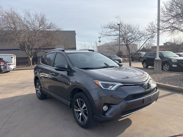 Used 2018 Toyota RAV4 XLE image 3