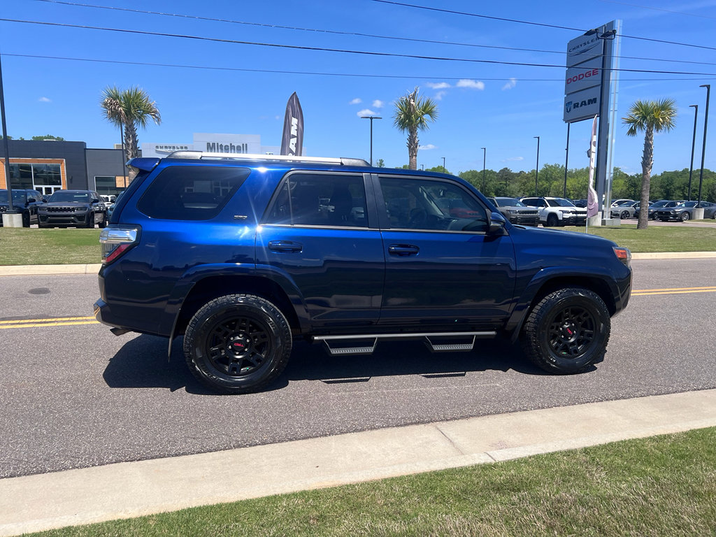 Used 2021 Toyota 4Runner SR5 Premium w/ Moonroof Package image 3