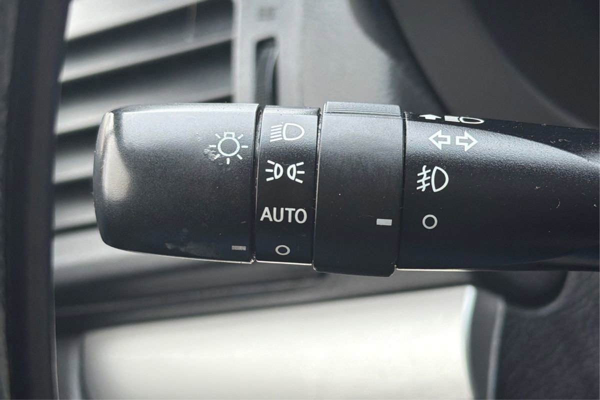 Used 2014 Subaru Crosstrek 2.0i Limited image 18