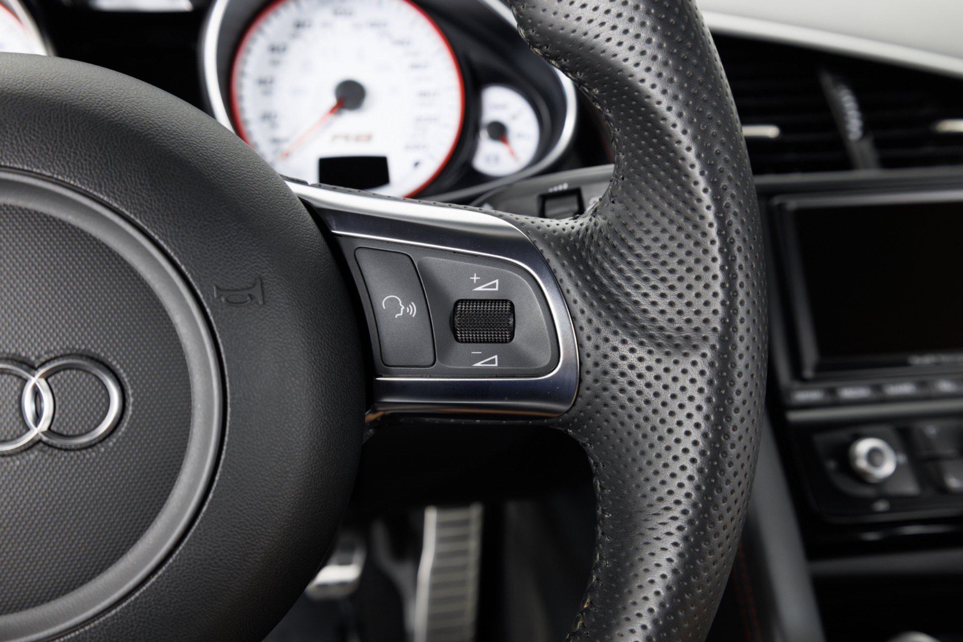 Used 2012 Audi R8 V10 AWD/4WD image 22