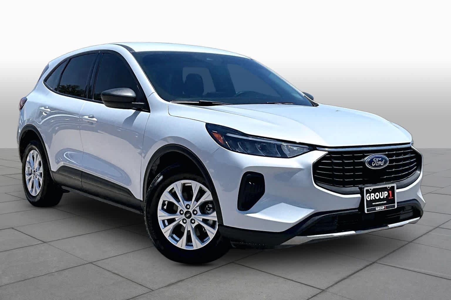 Certified 2025 Ford Escape Active FWD image 3