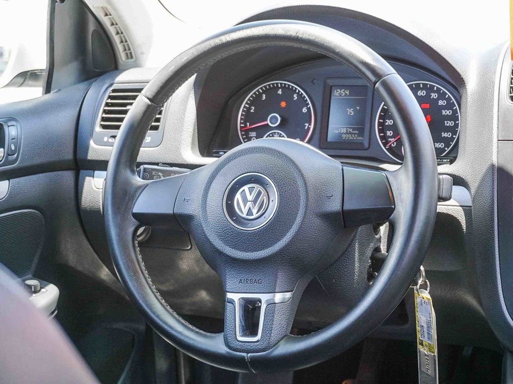 Used 2010 Volkswagen Jetta Limited Edition FWD image 16