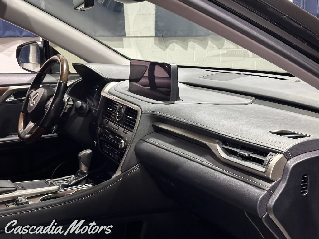 Used 2020 Lexus RX 450hL AWD w/ Premium Package image 13