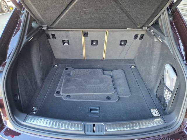 Used 2025 Porsche Macan image 27