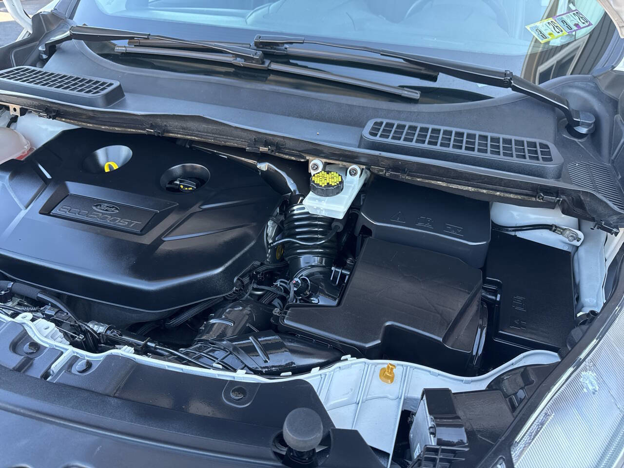Used 2018 Ford Escape Titanium w/ Ford Safe & Smart Package image 14
