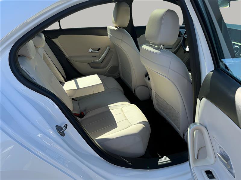 Used 2019 Mercedes-Benz A 220 image 28