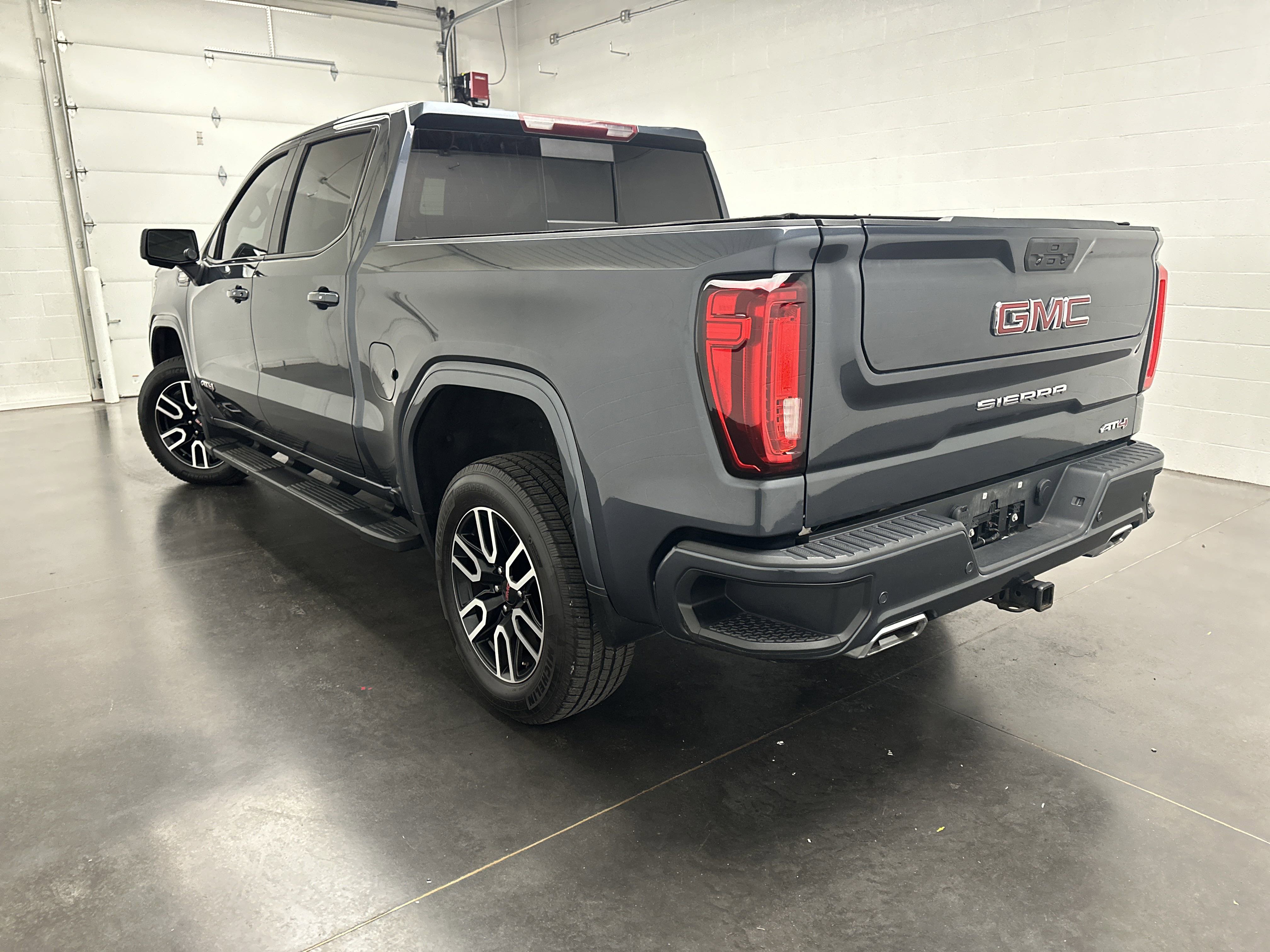 Used 2020 GMC Sierra 1500 AT4 w/ AT4 Preferred Package image 8