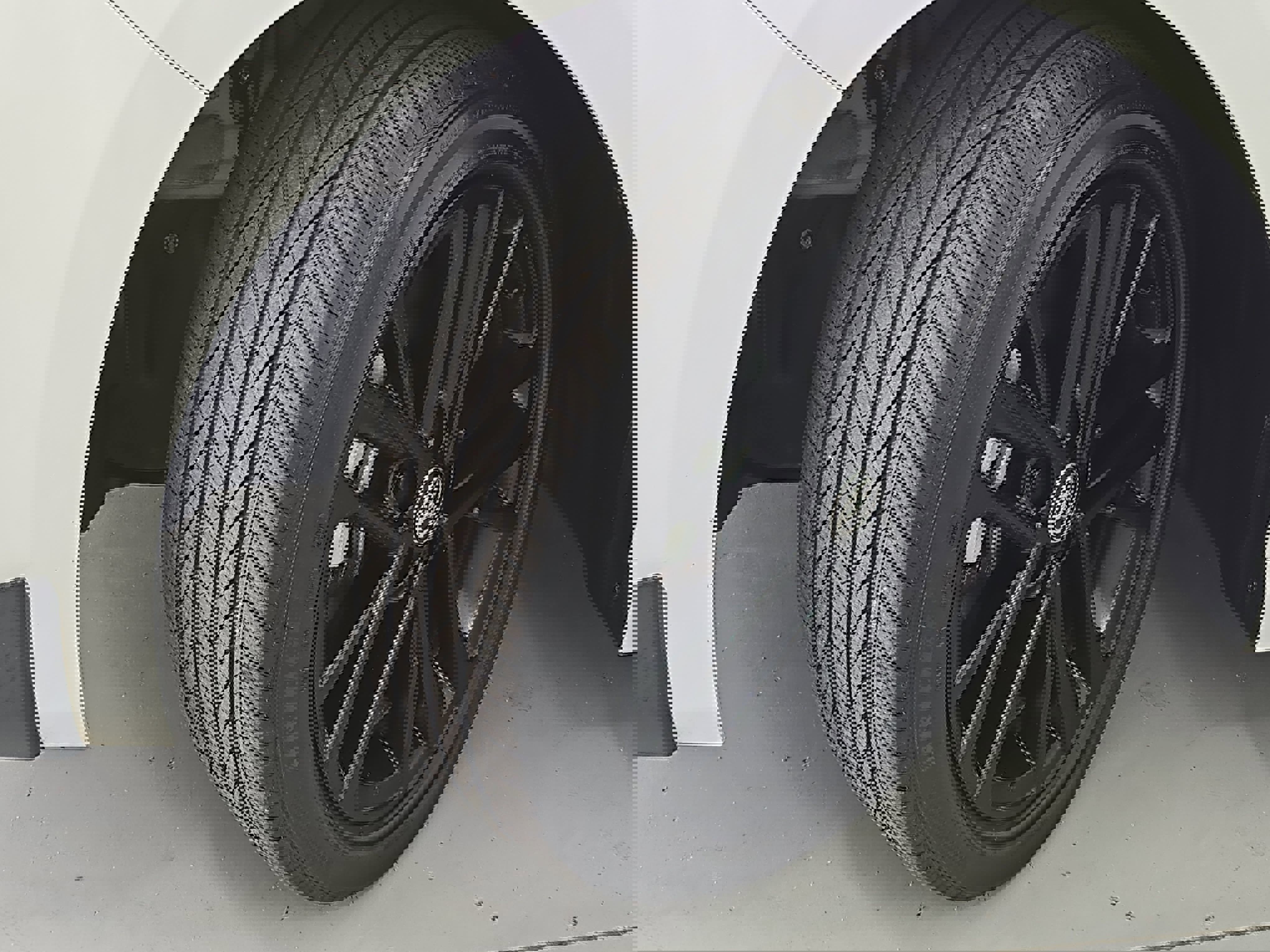 Used 2025 Toyota Camry SE w/ Convenience Package FWD image 30