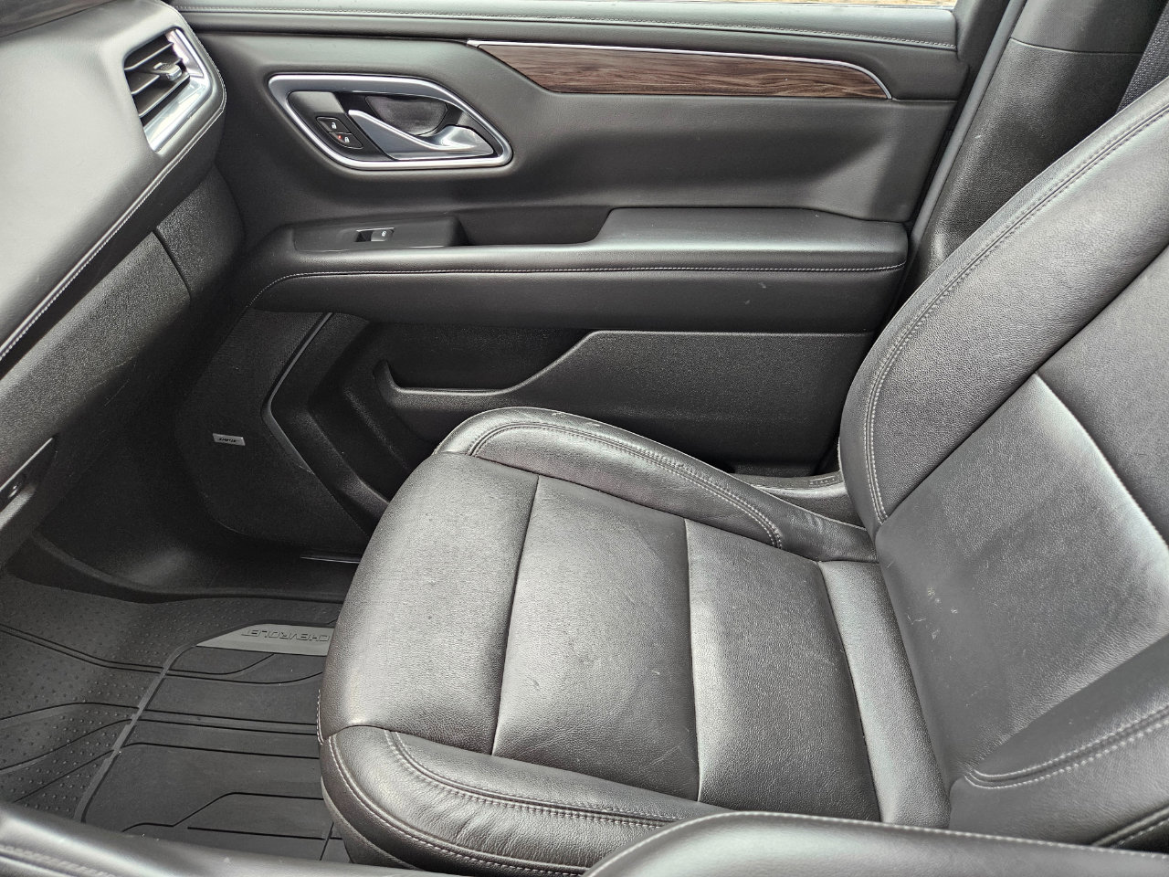 Used 2021 Chevrolet Tahoe LT image 15