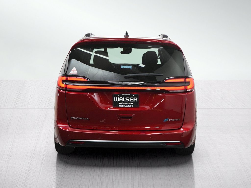 Used 2025 Chrysler Pacifica Pinnacle FWD image 5