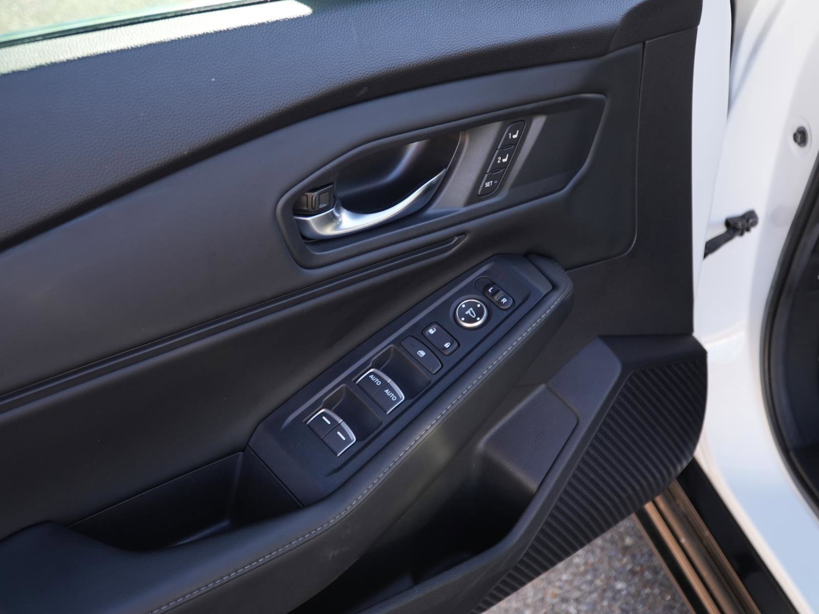 Used 2024 Honda Accord Sport image 14