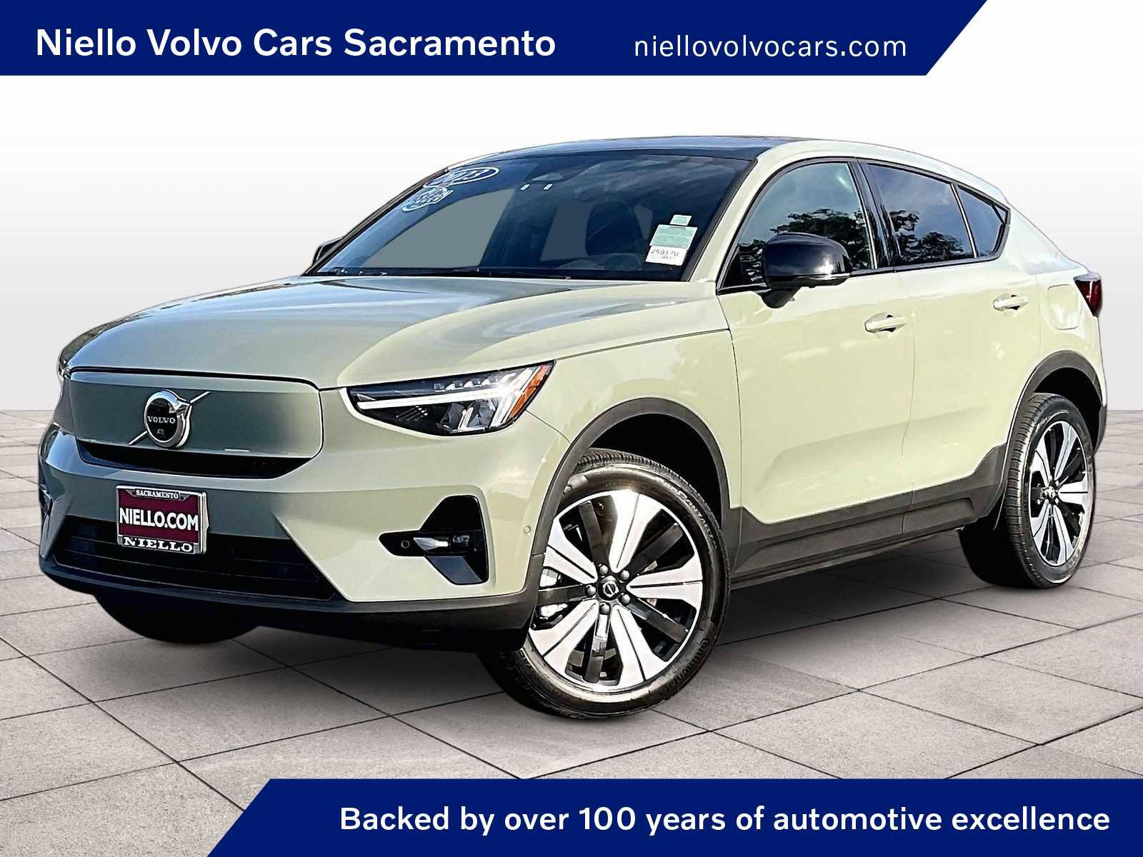 Used 2023 Volvo C40 P8 Recharge Plus image 1