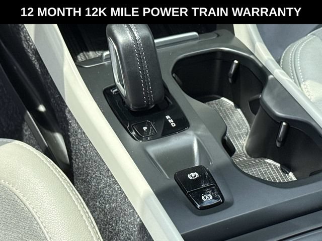 Used 2020 Volvo XC40 T5 Momentum w/ Protection Package Premier AWD/4WD image 22