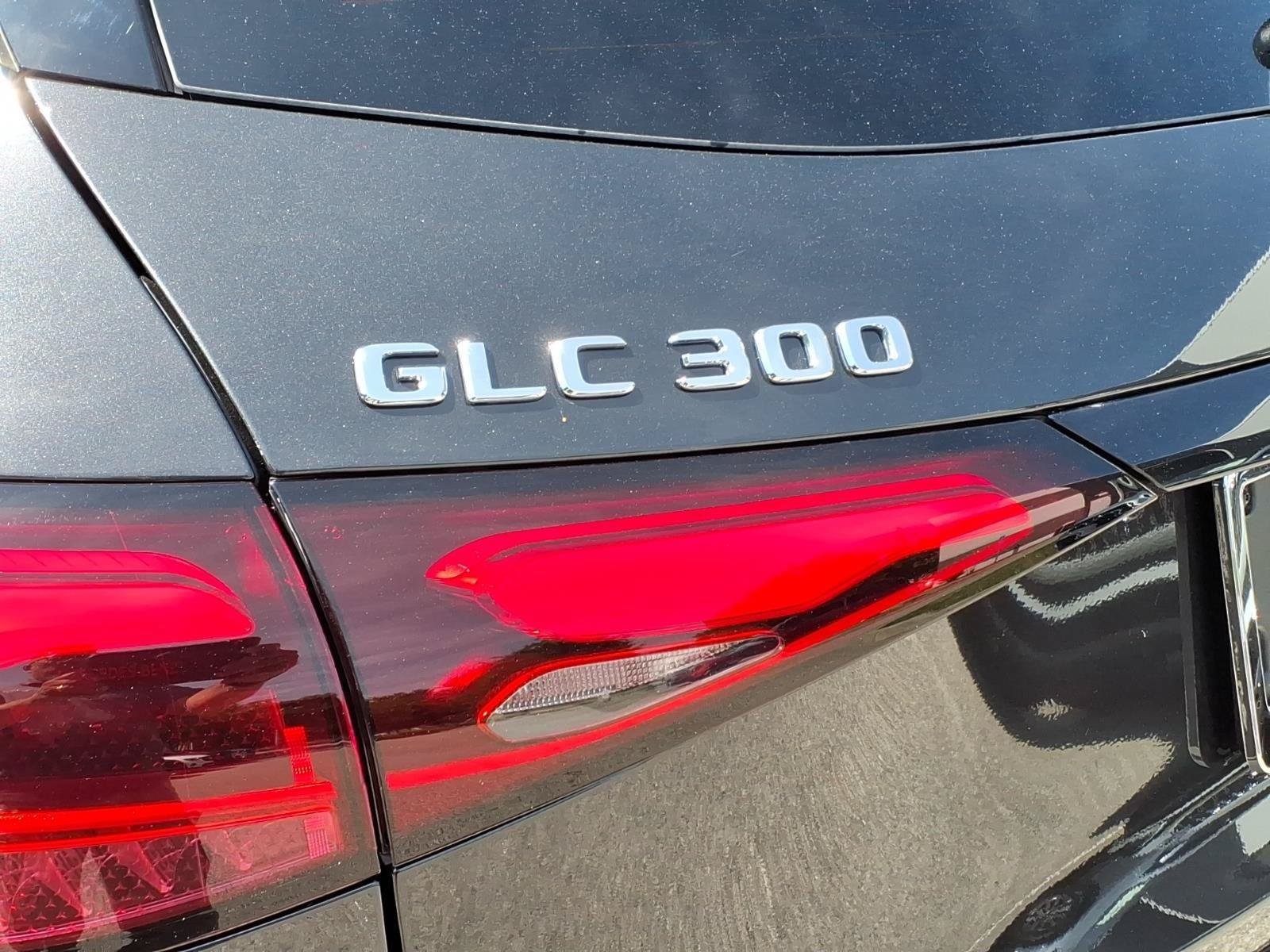 New 2026 Mercedes-Benz GLC 300 4MATIC image 9