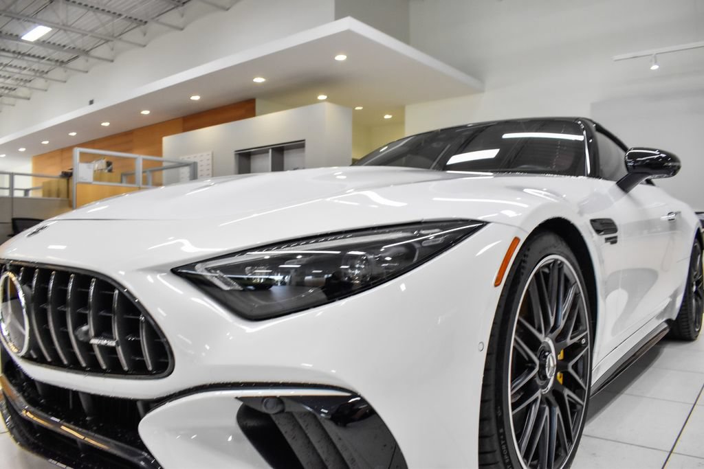 Certified 2022 Mercedes-Benz SL 63 AMG 4MATIC image 11