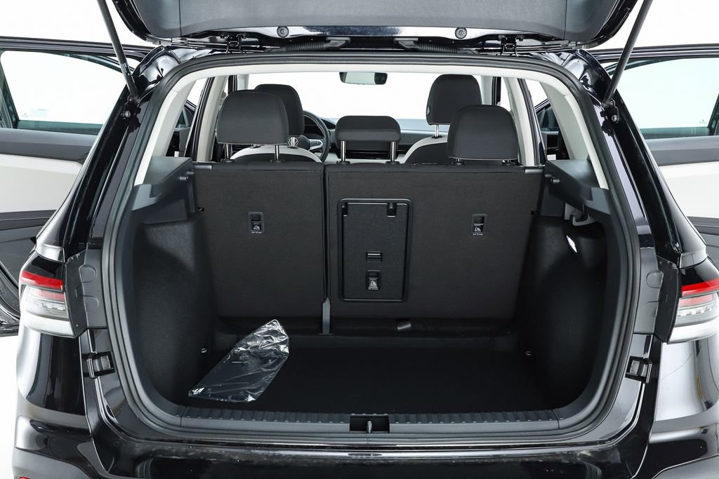 New 2026 Volkswagen Taos S FWD image 28